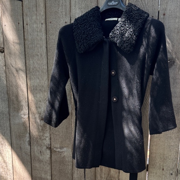 Neiman Marcus Black Teddy Jacket with Faux Fur Collar - Picture 1 of 11